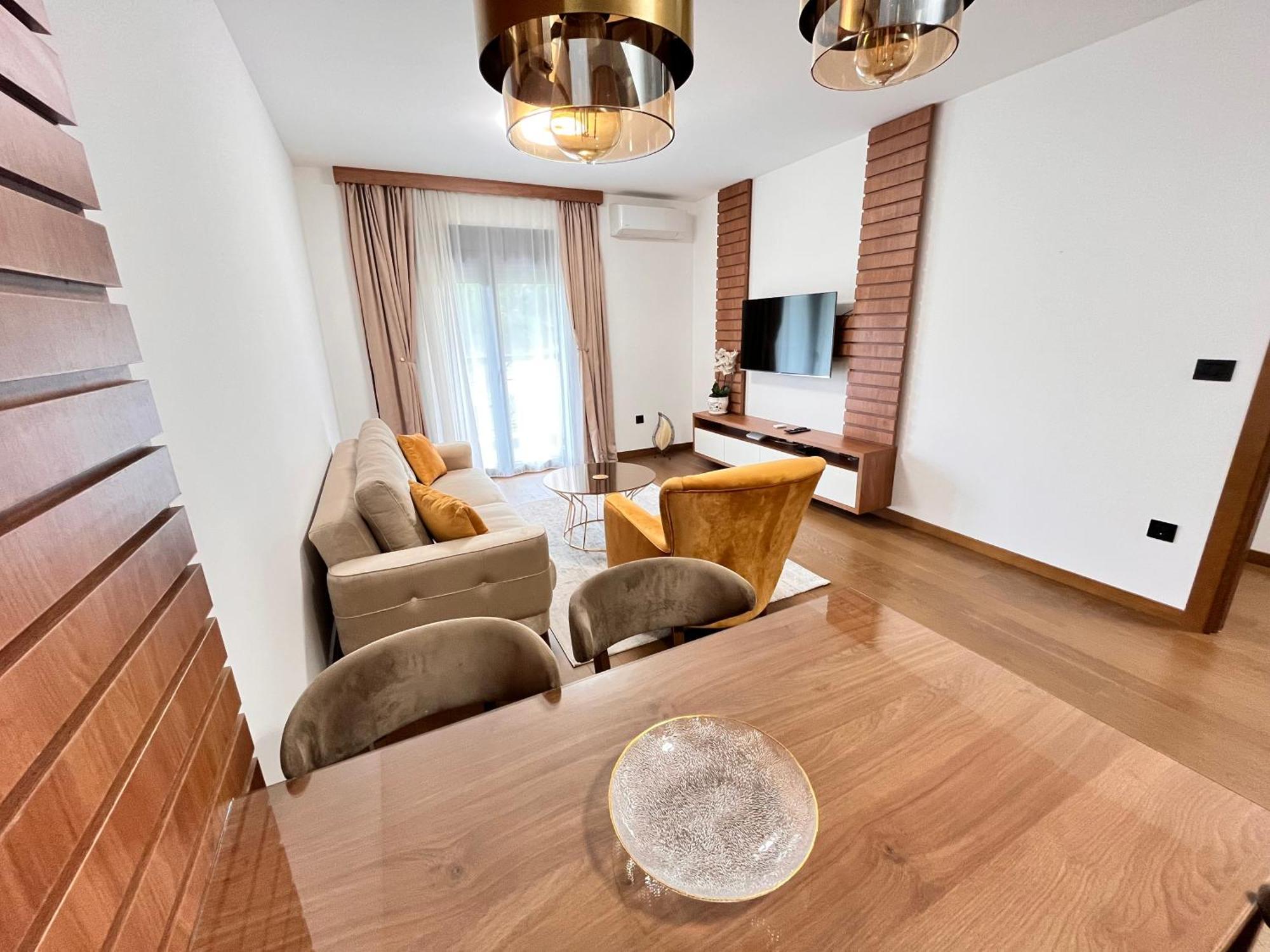 Apartments Tulip Podgorica Bagian luar foto